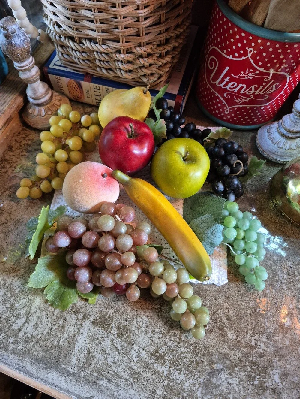 10pc. Vtg. Faux Fake Fruit Grapes, Apples, Pear, Peach, Banana Bundle